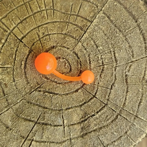 COPY - 16g glow in the dark belly ring - Picture 1 of 1